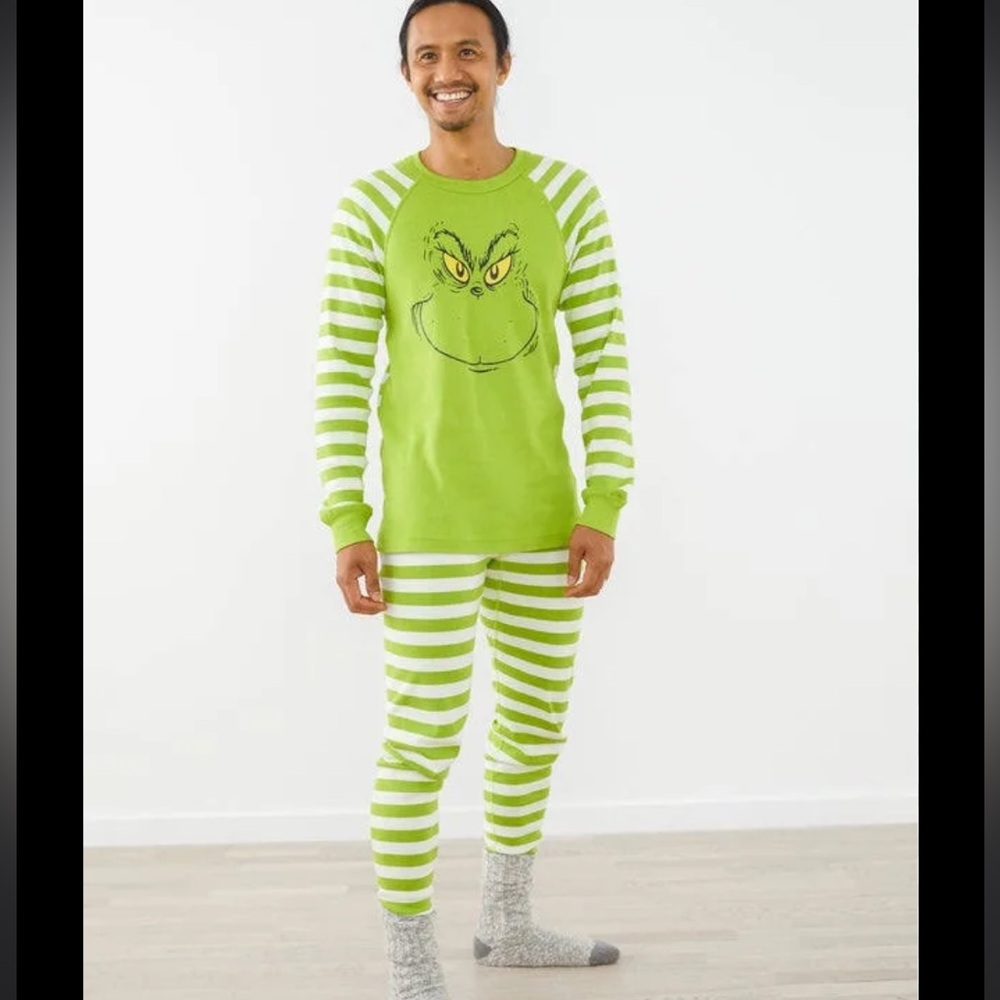 Adult small Hanna andersson grinch pajamas